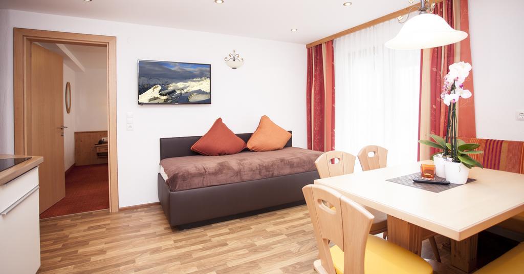 Ferienwohnung Davo Lais Ischgl Exterior foto